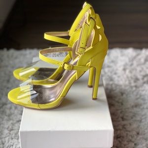 Qupid Glee-91 Women Neon Yellow Strappy Sandal Stiletto Heel